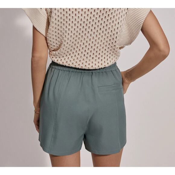 VARLEY Barket Woven Shorts in Dark Forest Size Small - Picture 4 of 8